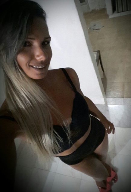 Evy Oliveira 14