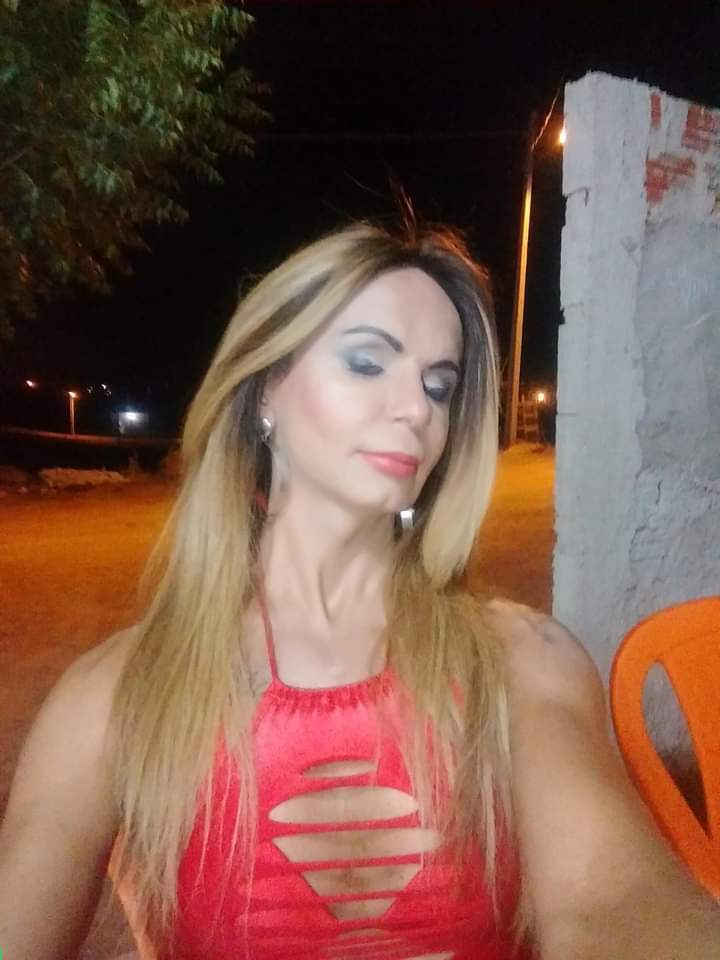 Rebeca Alves 82