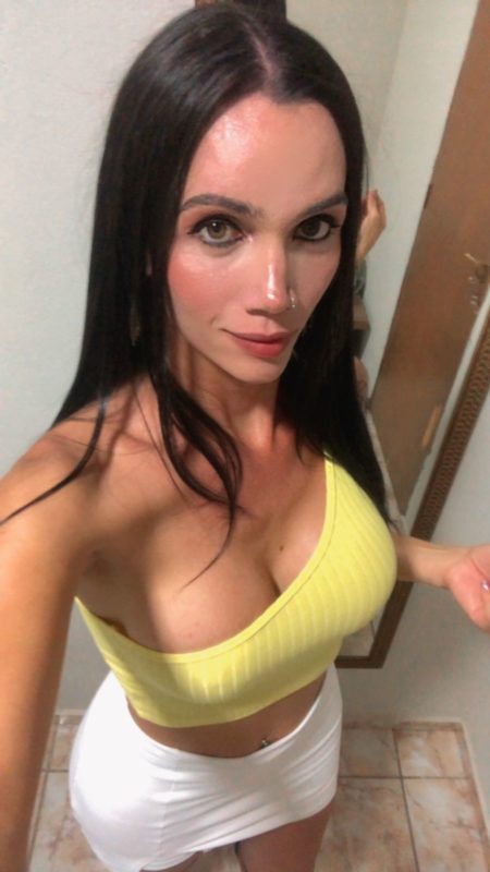 Juliana Dior 53