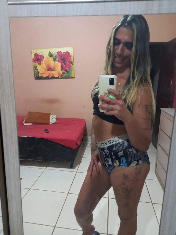 Leandra Pires 61