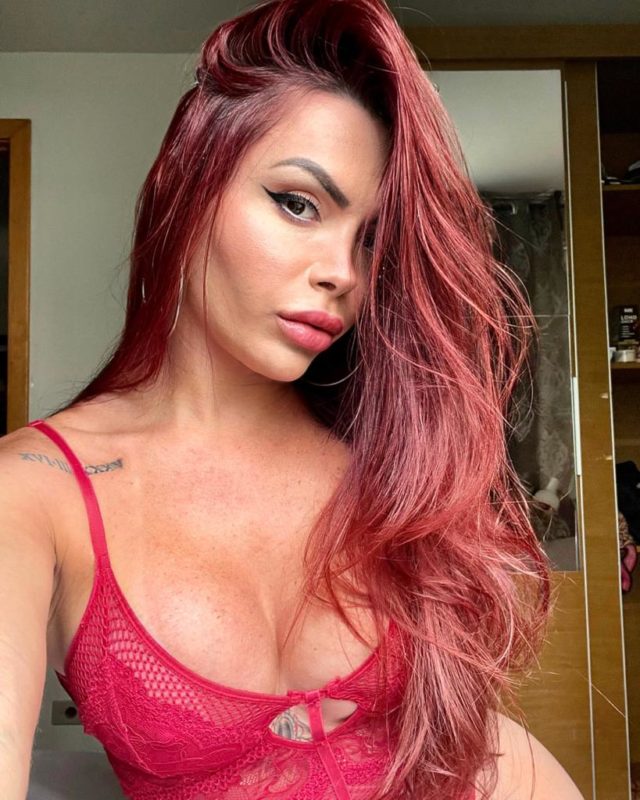 Arielle Carioca 26