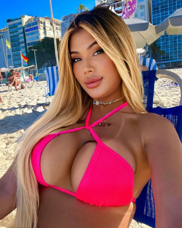 Tália Transex 11