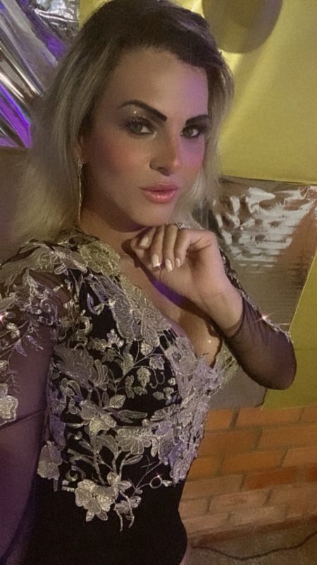 Loira Dotada 56