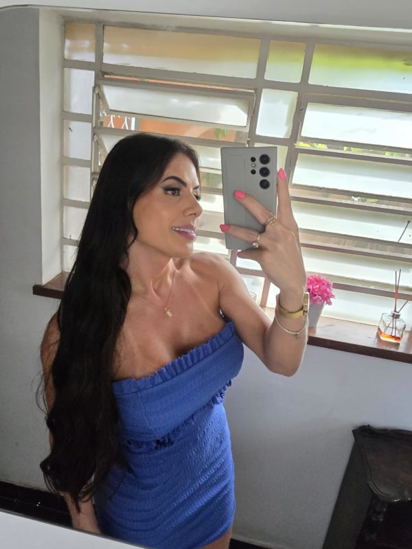 Monielly Azevedo 33