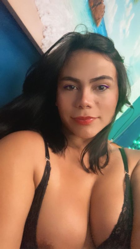 Ana Clara 22