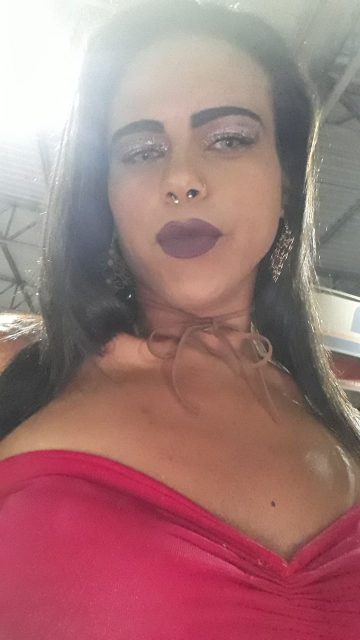 Larrisa Manuela 5