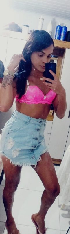 Carol Ribeiro 12