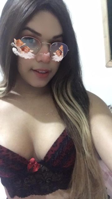 Lolla Rodriguez 37