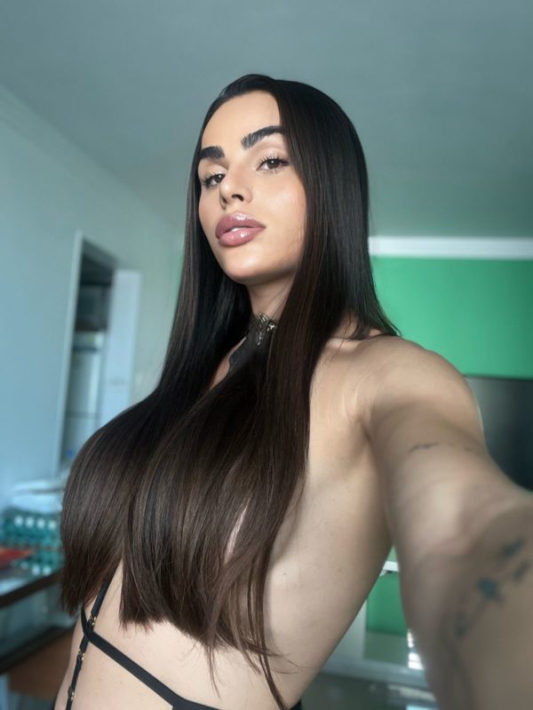 Athena Lima 23