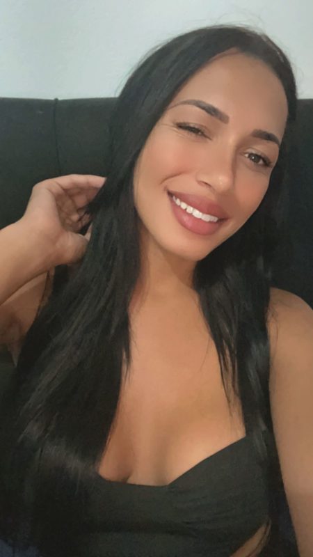 Mikaelly Vitória 9