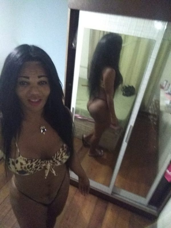 Carol Fernandes 85