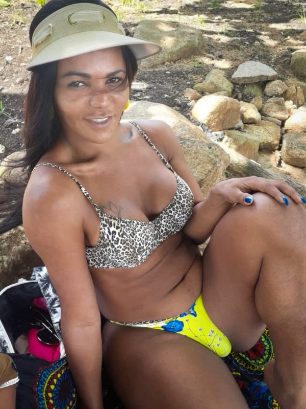 Carol Fernandes 75