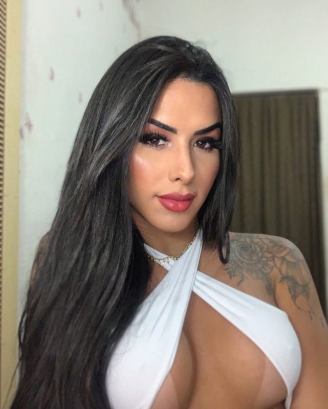 Julia Azevedo 122