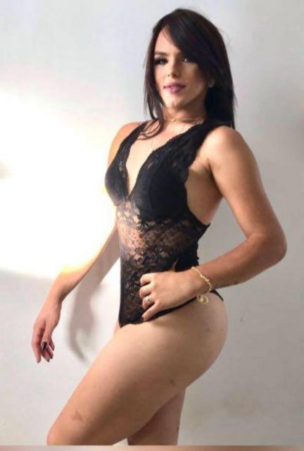 Sabrina Victória 13