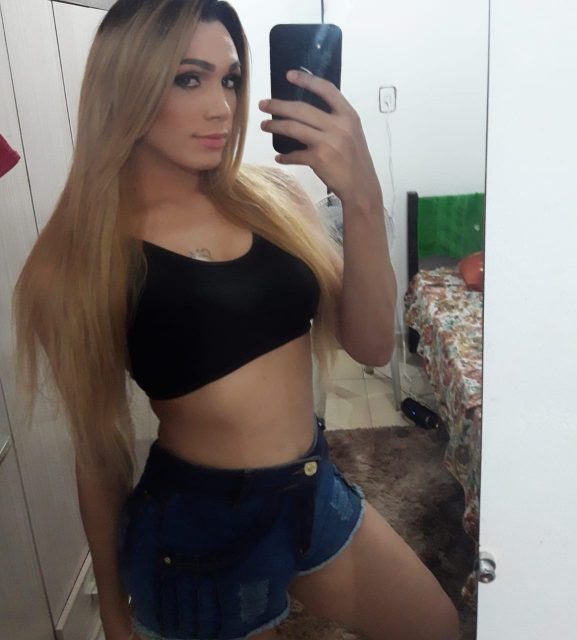 Ludmylla Boneca 18