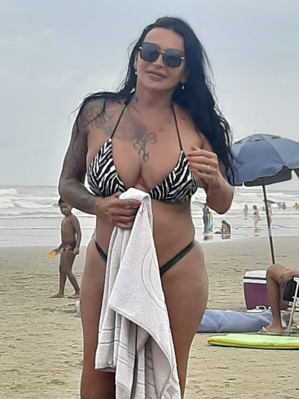 Paola Marques 44