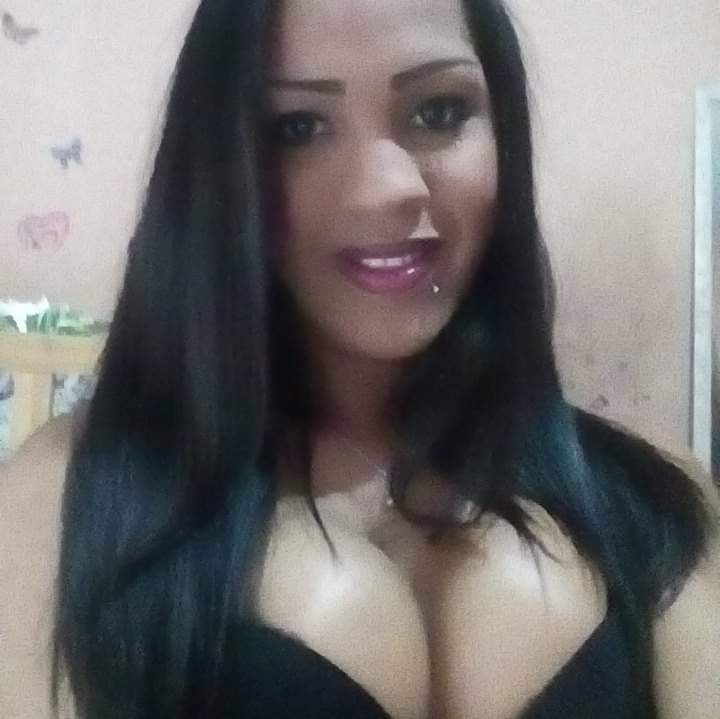 Joyce Alves 17