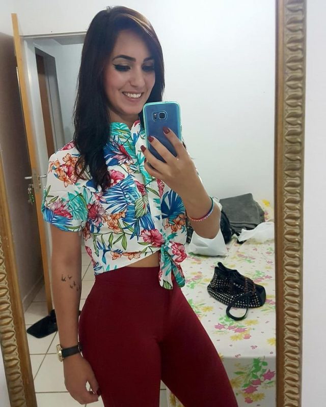 Esther Almeida 14