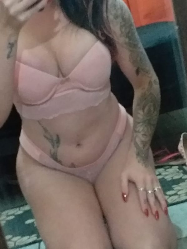 Giselly Fernandes 24