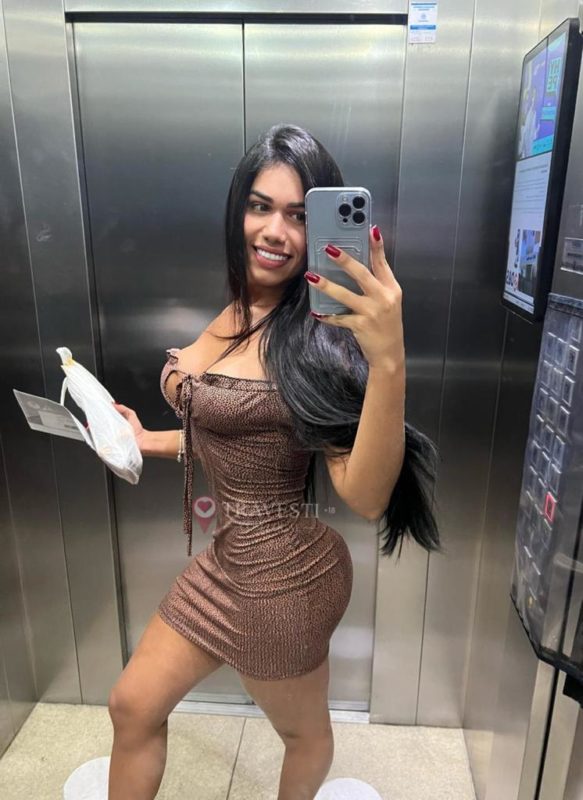 Laura Fontenele 33