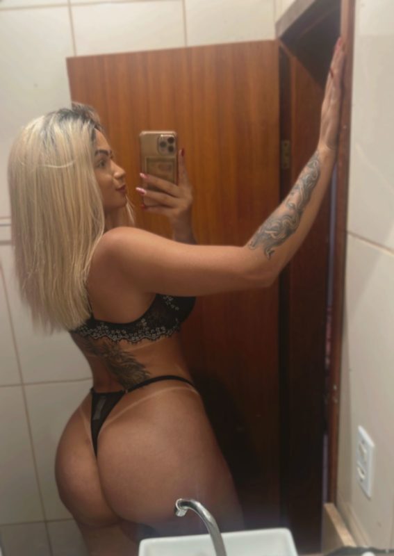 Kênia Sampaio 34