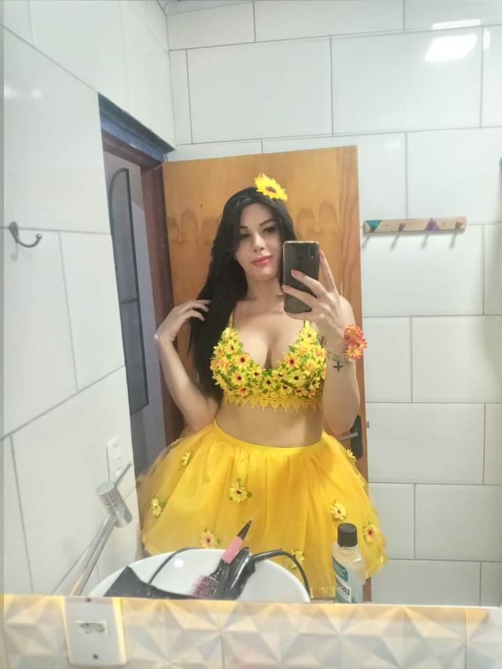 Paloma Dias 29