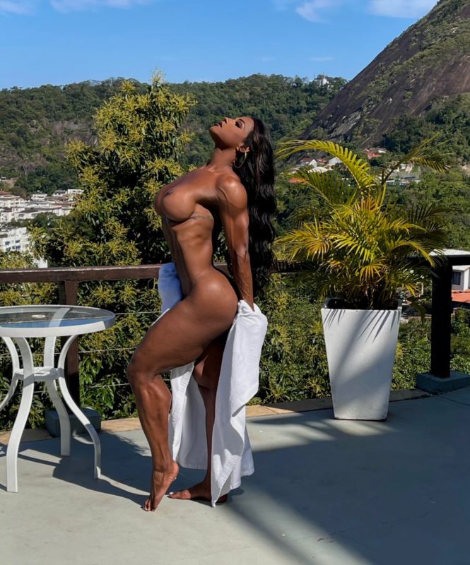 Patricia Chanel 27