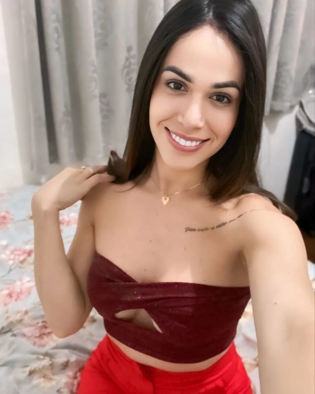 Stella Alves 30