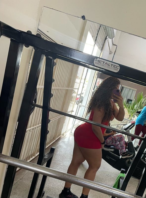 Clara Dantas 20