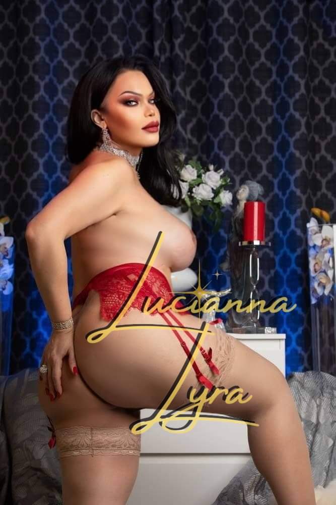 Lucianna Lyra 25