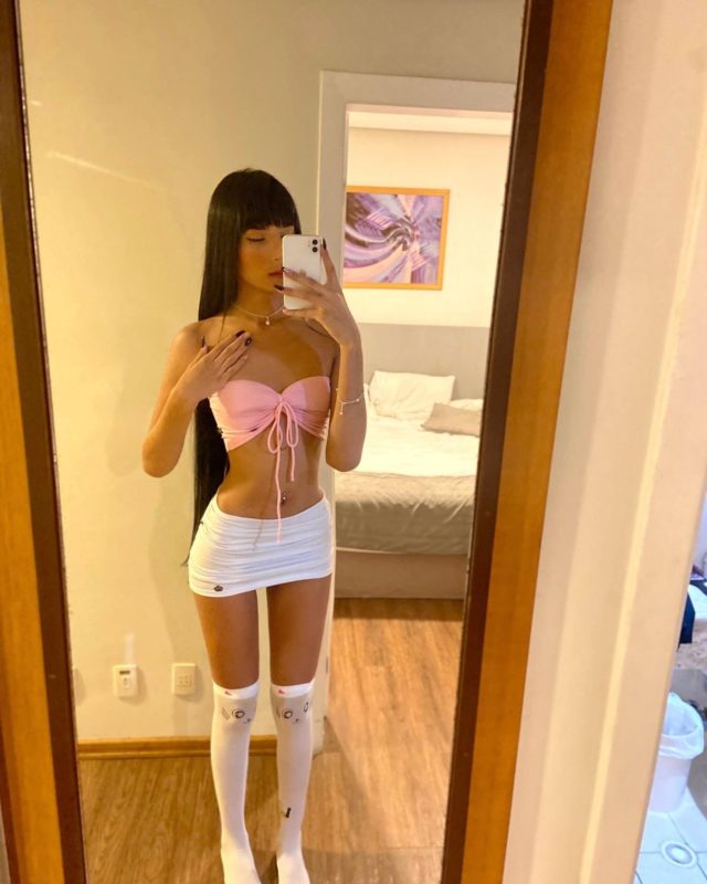 Ayumi Akemi 20