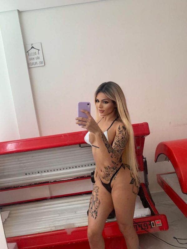 Ana Julia 29