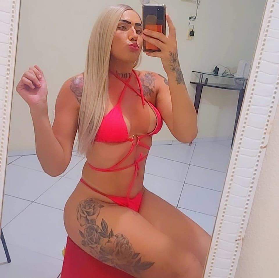 Adrielly Santos 4