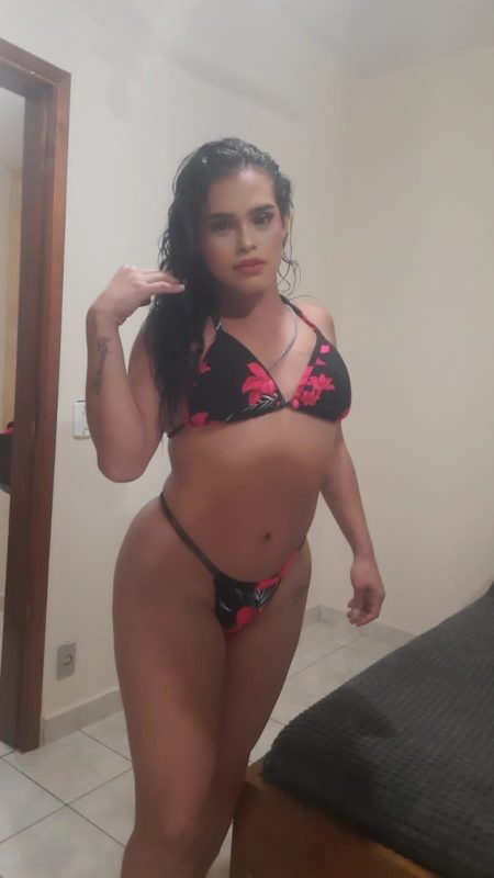 Luana Dominatrix 3