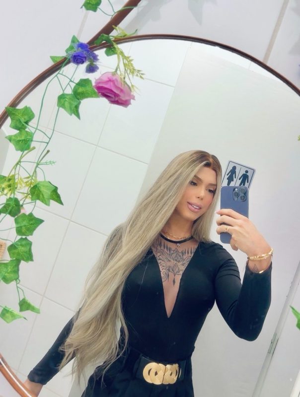 Maria Ísis 21